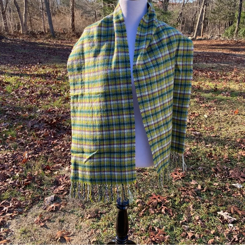 SCARF SCOTLAND CASHMERE GREEN WHITE PURPLE PLAID FRINGE ACCESSORY MUFFLER